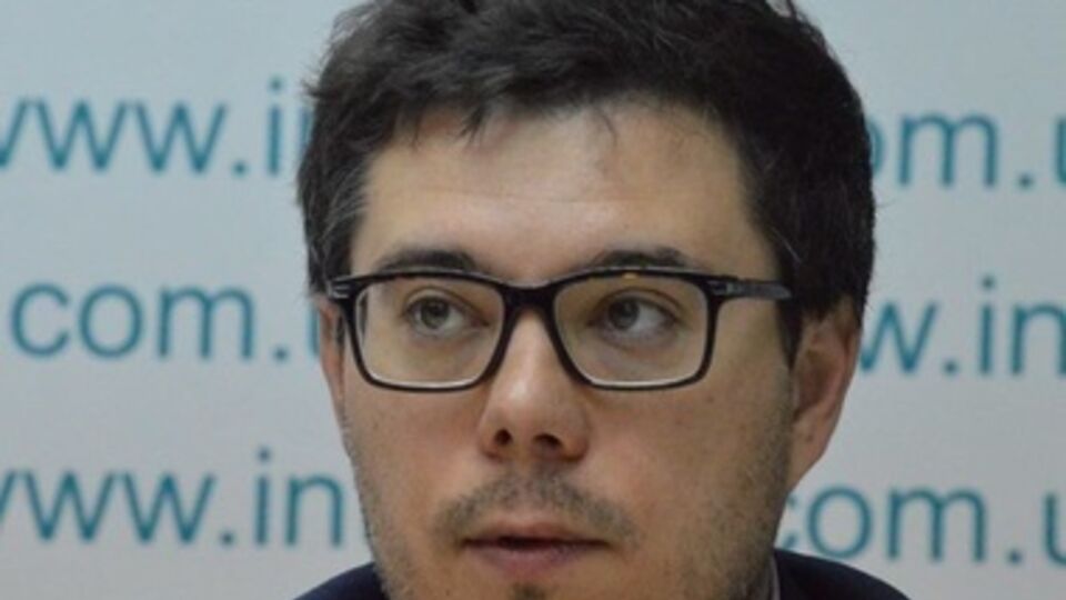 Ахметов "переиграл" и не учел того момента, что марионетки через некоторое время становятся кукловодами, считает эксперт