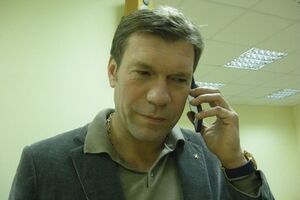Олег Царев