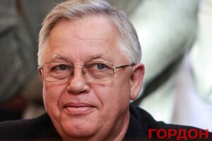 Согласно последним соцопросам, Петр Симоненко набирал 2,4% голосов избирателей
