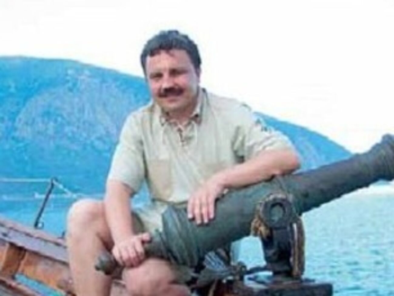 Переселенцы боятся общаться с прессой