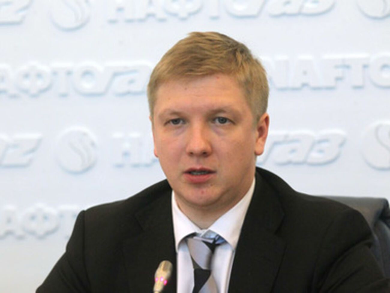 Коболев отрицает обвинения России в "воровстве" газа