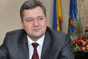 Жителей Донбасса не уважают, не считают нужным прислушиваться к их мнению, заявил Голенко