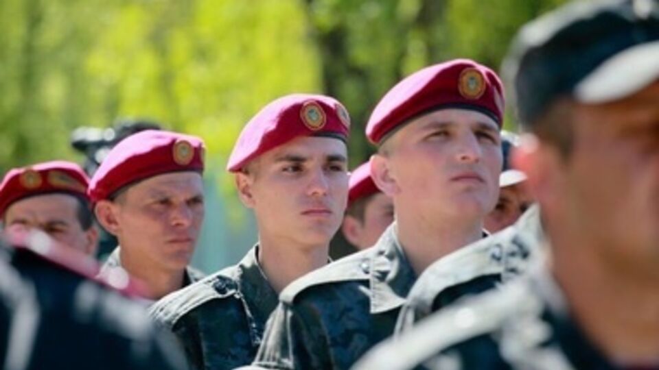 Прокуратура расследует "бездействие военной власти" в Донецке