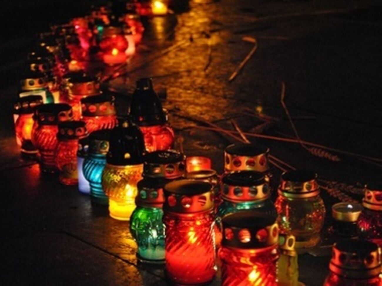 Родственники погибших хотят увидеть результаты расследований массовых убийств в центре столицы