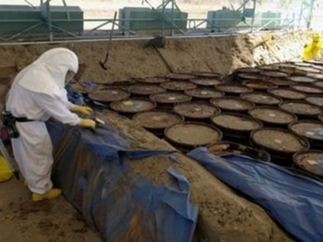 В Украине отходы классифицируются по 4 классам. В России их 5 видов