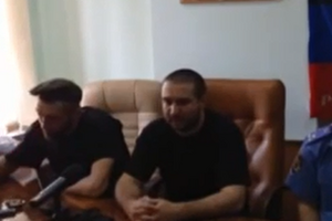 Денис Кузьменко и Андрей Борисов провели пресс-конференцию от имени ДНР в Мариуполе