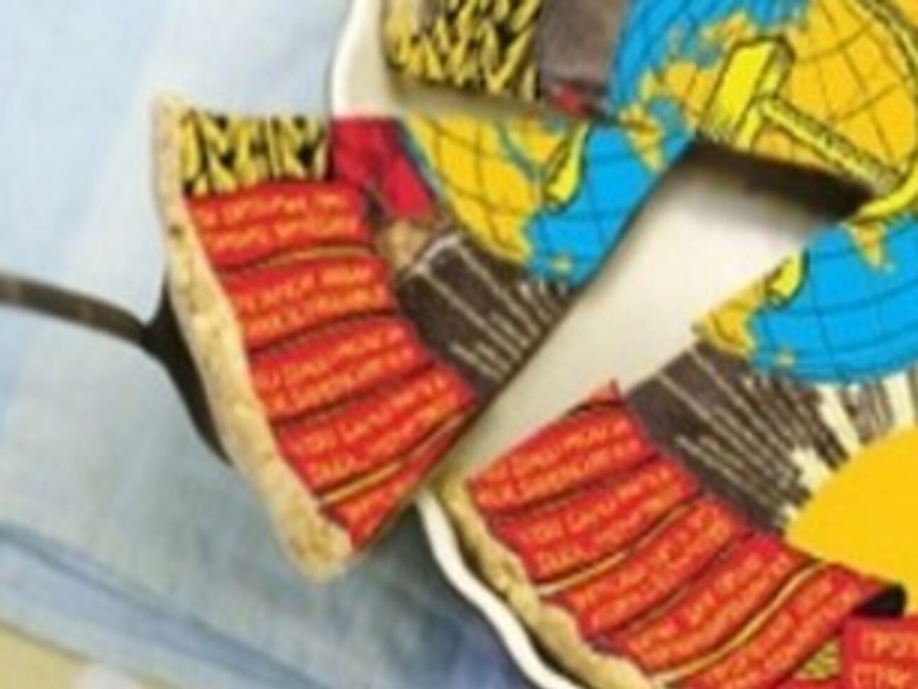 В воскресенье митинги крымских татар проходили под гул российских военных самолетов