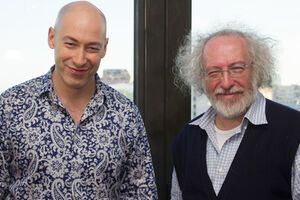 Алексей Венедиктов: Владимир Владимирович все правильно посчитал: погрозили-погрозили, а Крым останется российским. В учебниках истории будет написано: "Хрущев отдал Крым, а Путин вернул"