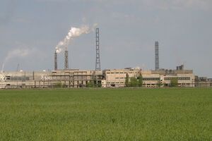 На заводе "Крымский Титан" утверждают, что собираются расширять штат