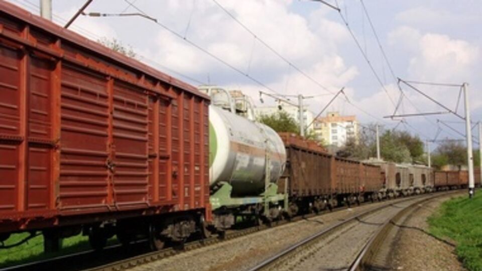 Из-за захвата Донецкой железной дороги было остановлено 7455 грузовых вагонов