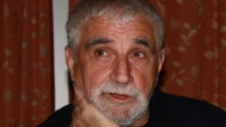 Иртеньев: И вновь хохлы нам показали дулю, таков итог. А что они нам аж по гланды вдули, так дай им Бог!