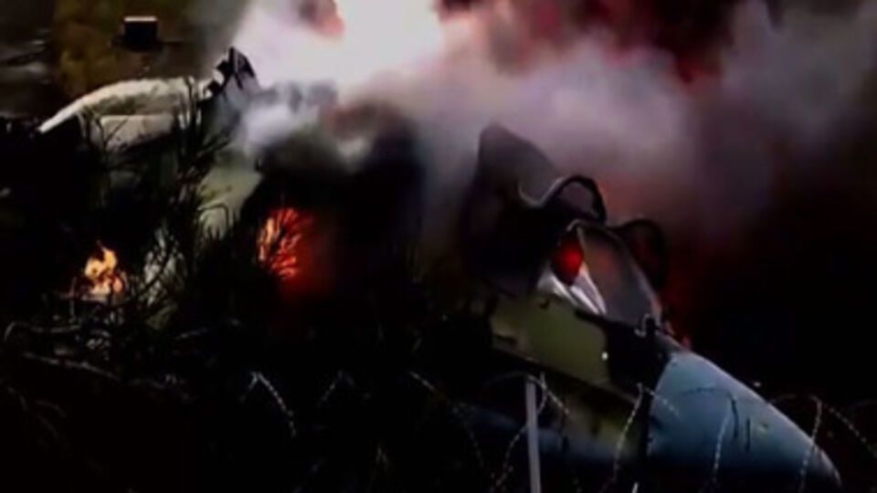 Сбитый в Славянске вертолет