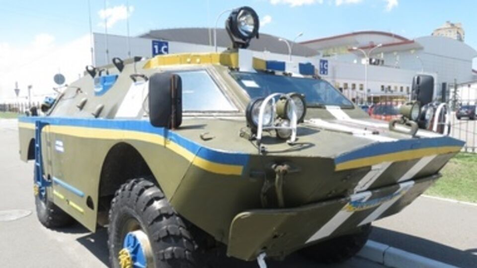 Вооруженные люди пытались похитить технику со складов МВД