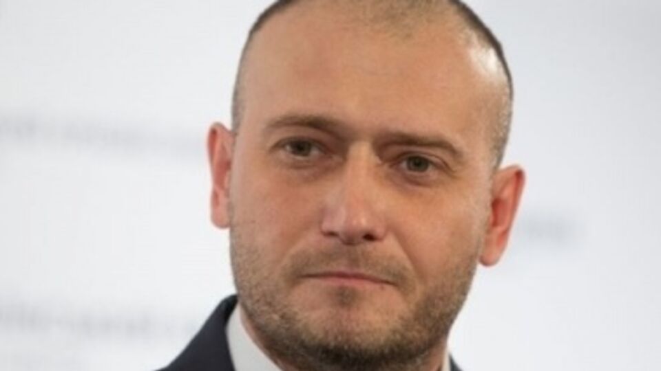 Дмитрий Ярош собирается участвовать в антитеррористической операции