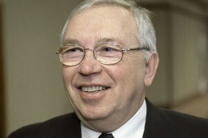 "Пропавший" российский представитель Владимир Лукин остановился в резиденции Ахметова