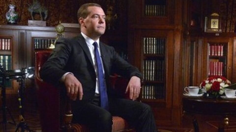 Медведев дал интервью агентству Bloomberg