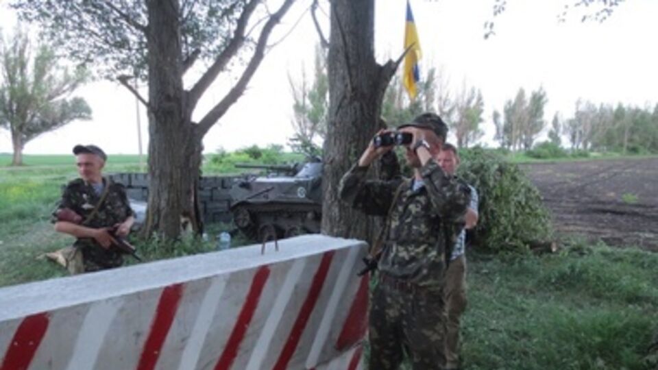 В Минобороны говорят, что во время спецоперации силовики освещали определенную территорию с помощью специальных средств