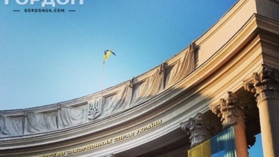 МИД Украины: Не хотелось бы думать, что российские военные игнорируют приказы высшего руководства России