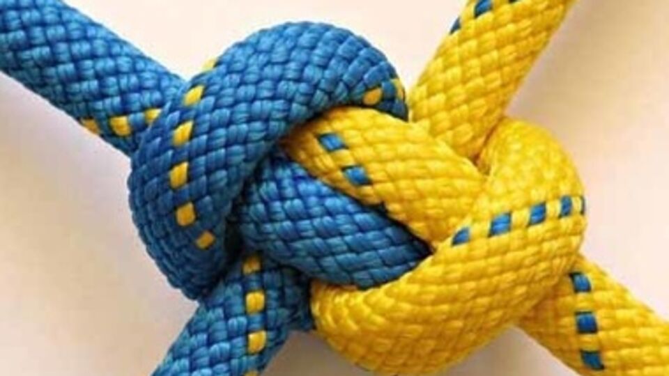 30,7% опрошенных считают, что и украинский, и русский языки должны быть государственными