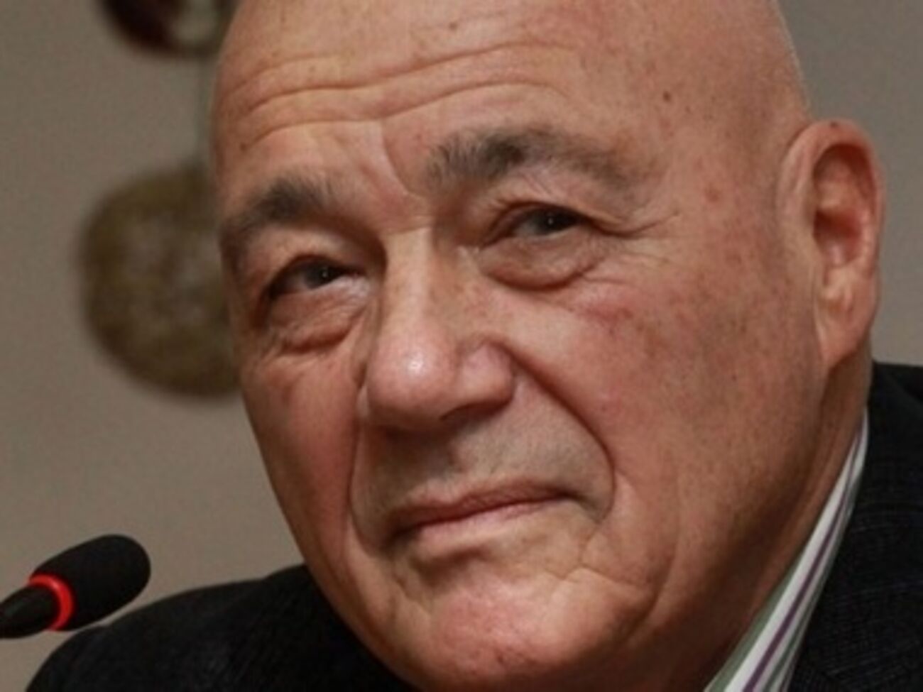 Познер заступился за своих коллег из LifeNews