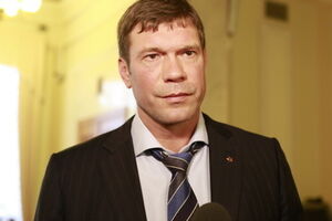 Олег Царев