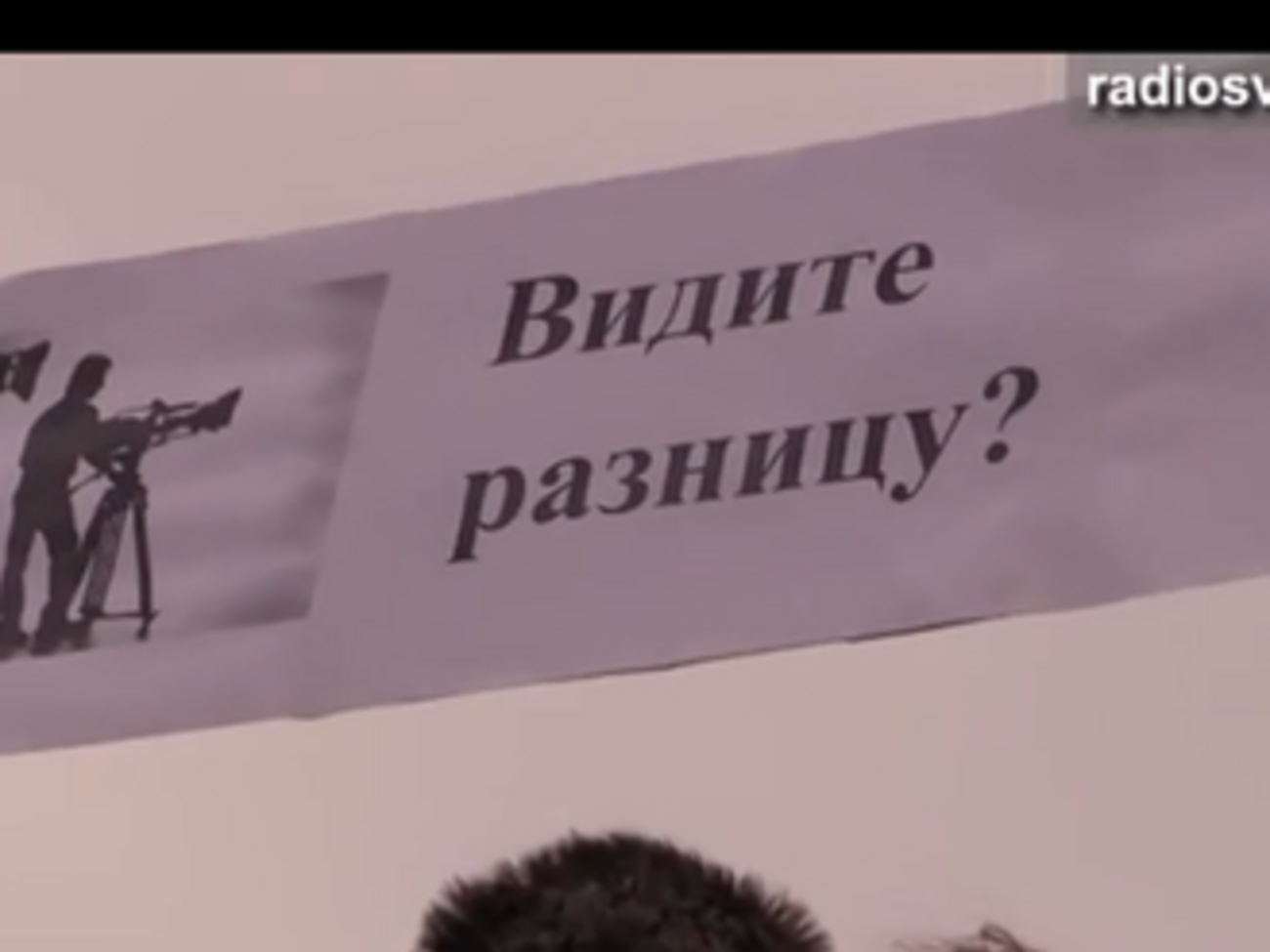 Режиссера Олега Сенцова обвиняют в подготовке теракта на полуострове