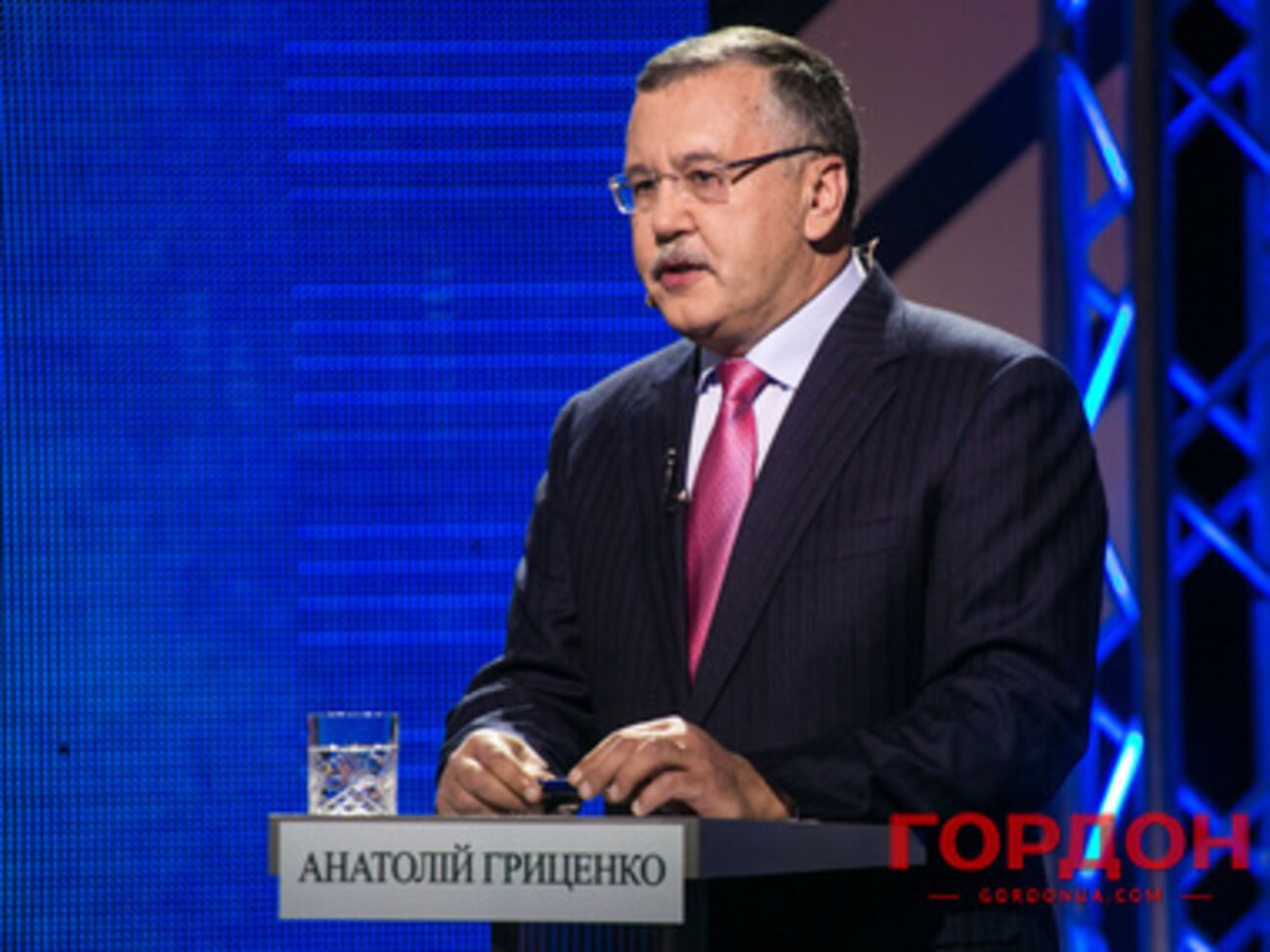 Гриценко отрицает свою причастность к незаконным сделкам