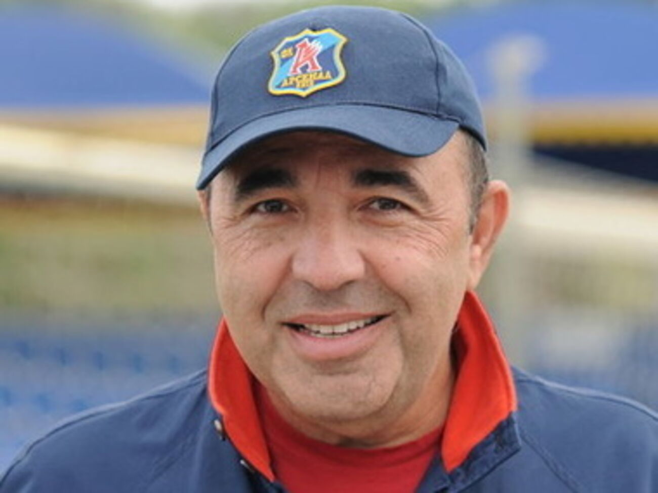 Вновь избранный президент отпразднует месяц эйфории, а потом натолкнется на то, что он не в состоянии распустить парламент, заявил Рабинович