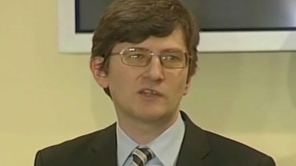 Второй тур президентских выборов может состояться 15 июня