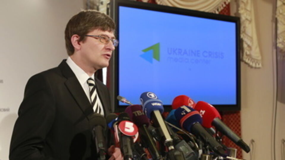 Андрей Магера напомнил, что в Крыму участковые избирательные комиссии не создавались