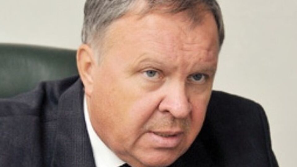 По Конституции 2004 года очень трудно сейчас сказать, что Президент Украины – первый человек в государстве, считает Шаповал