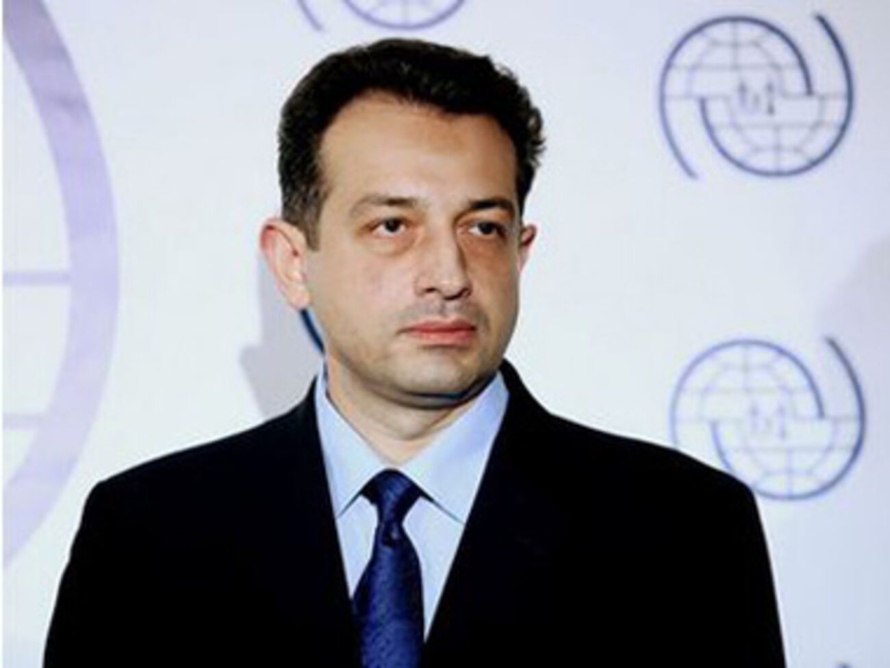 Андрей Олефиров говорит, что за границей будут голосовать около полумиллиона украинцев