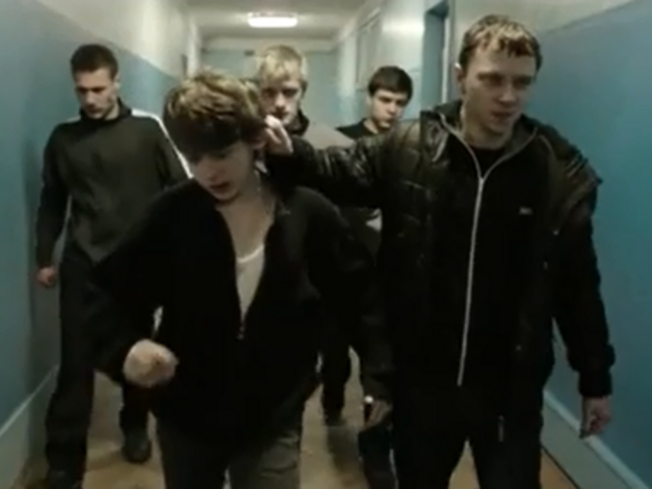 В фильме снялись непрофессиональные глухонемые актеры