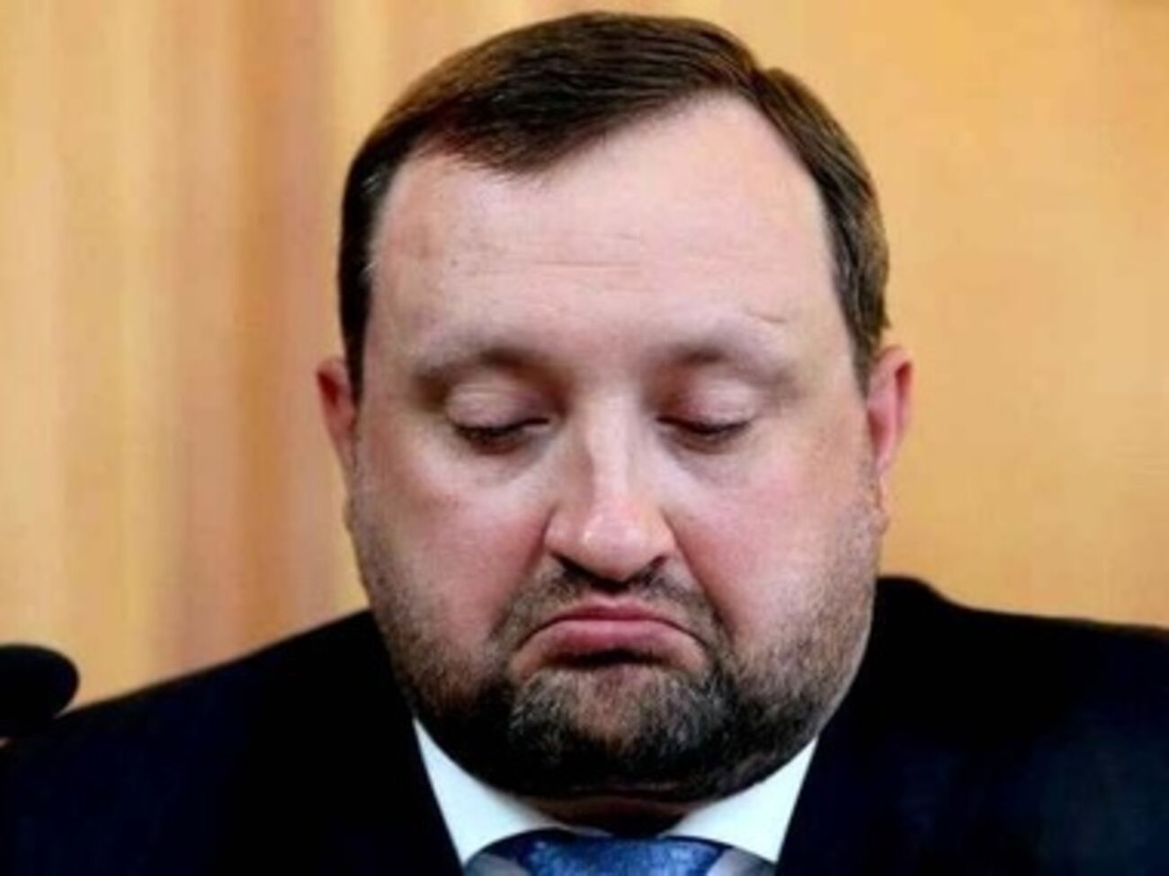 Сергей Арбузов разыскивается по делу о хищении средств для его телеканала "Банковское ТБ"