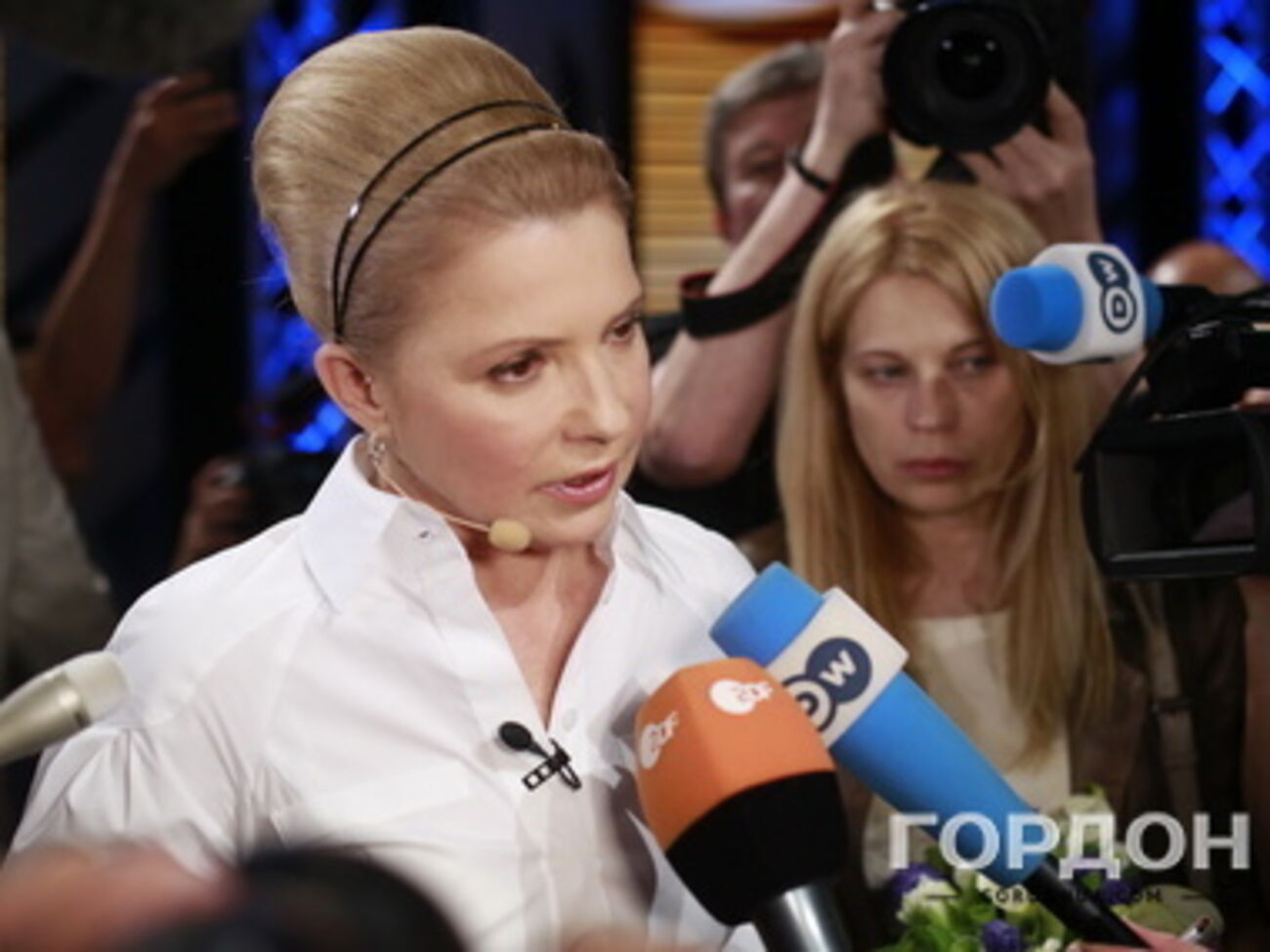 Тимошенко провела небольшой брифинг после теледебатов