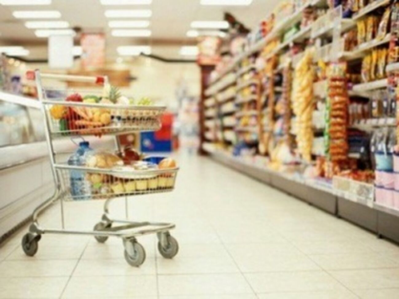 Ограничения касаются пшеницы, муки, растительного масла, сахара, гречки, яиц, спирта, мяса, молока, колбасы, консервов и пр.