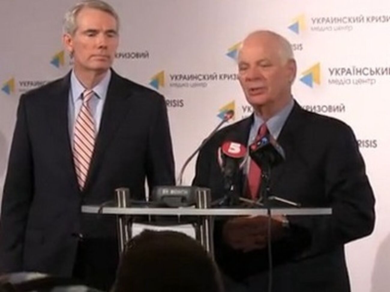 Украина имеет право сама выбирать себе лидеров, уверены представители США