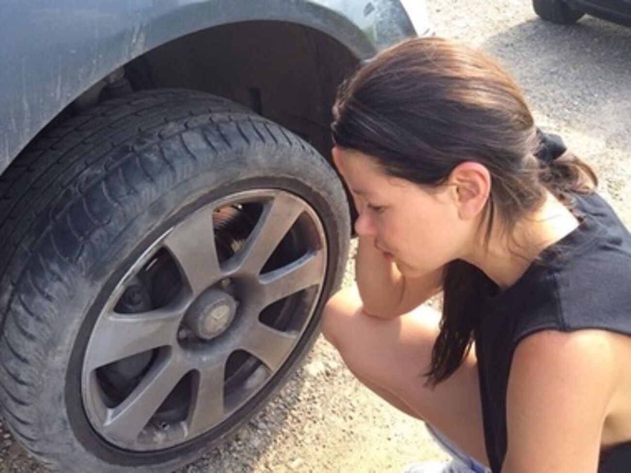 Руслана расстроена, что не может выполнить свой гражданский долг