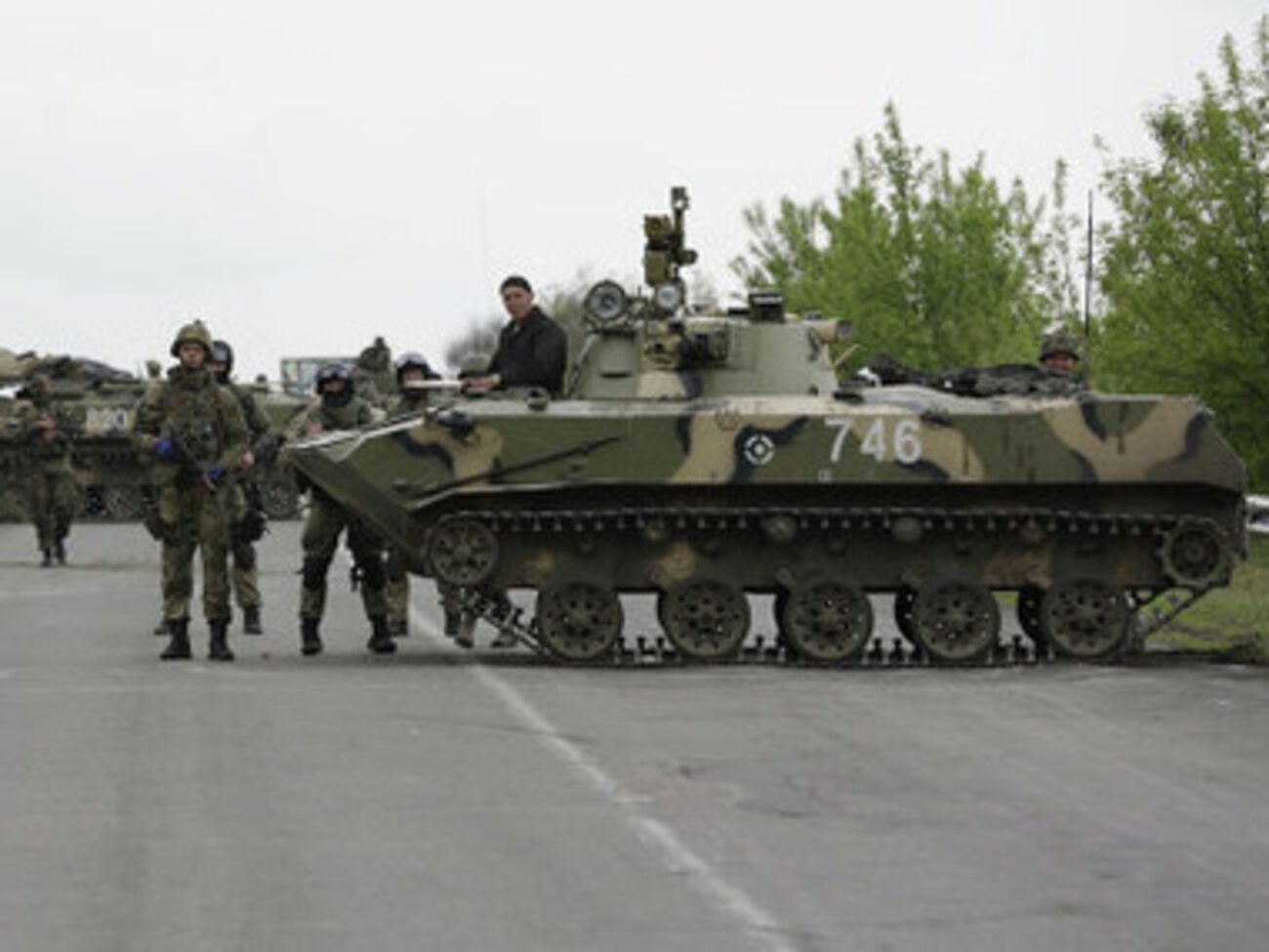 Украинские силовики задержали 7 или 8 террористов, которые напали на избирательные участки в Новоайдаре