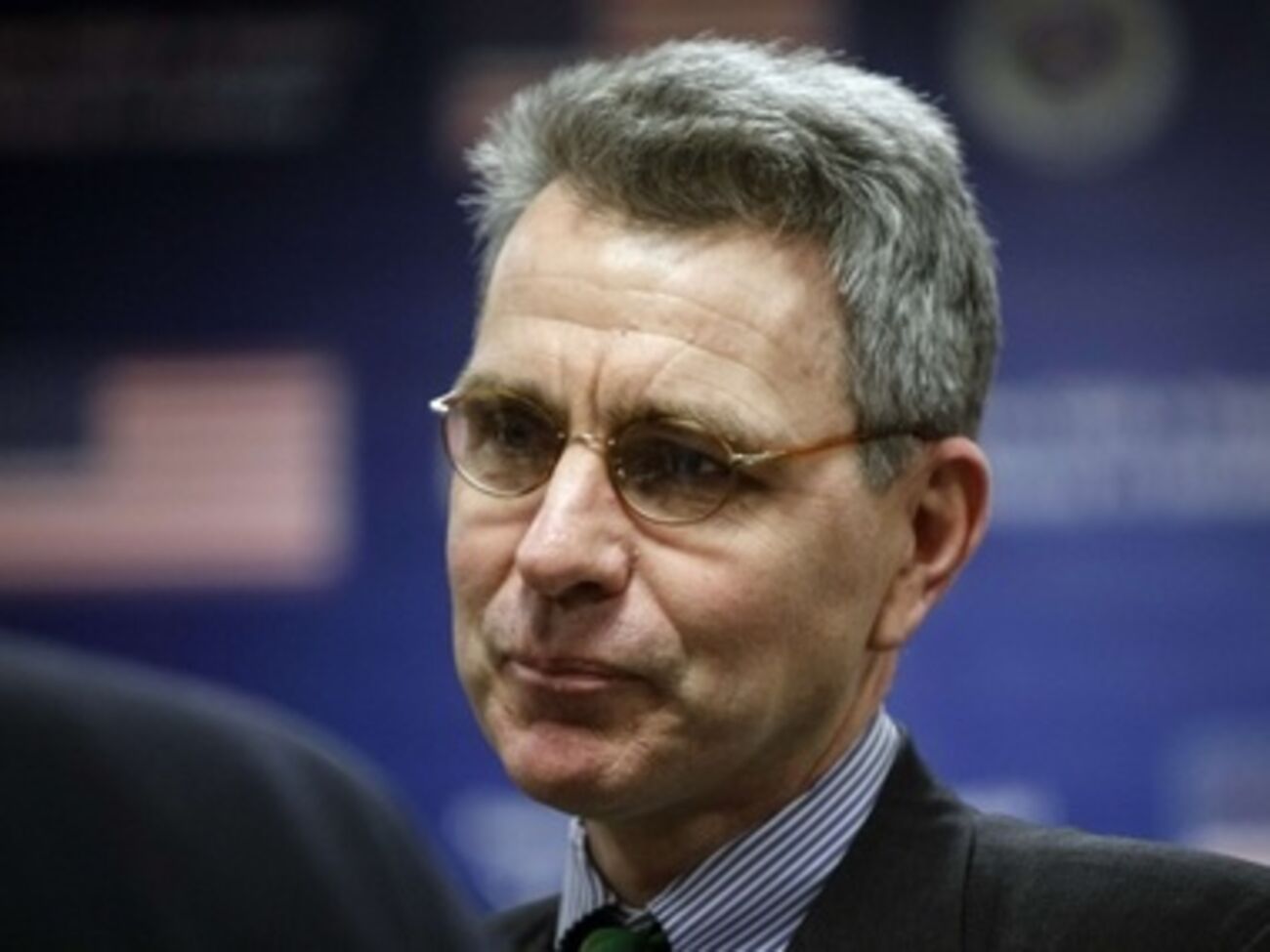 Джеффри Пайетт посетил избирательные участки в Киеве и области