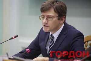 По словам Андрея Магеры, еще не со всех зарубежных избирательных участков пришли сведения о количестве проголосовавших