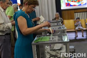 Тимошенко набрала в четыре раза меньше голосов, чем лидер президентской гонки
