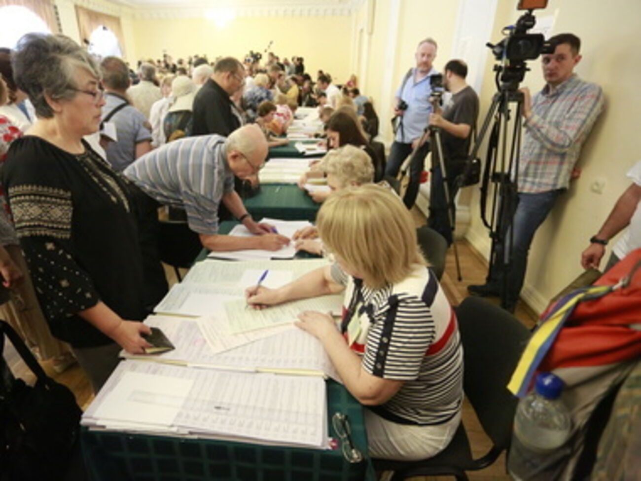 Террористы похитили членов избиркома