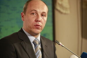 Парубий заявил об отходе части российских войск, дислоцированных у границы Украины
