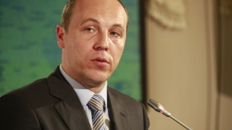 Парубий заявил об отходе части российских войск, дислоцированных у границы Украины