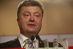 Никаких планов относительно изменения руководства правительства у меня нет, заявил Порошенко