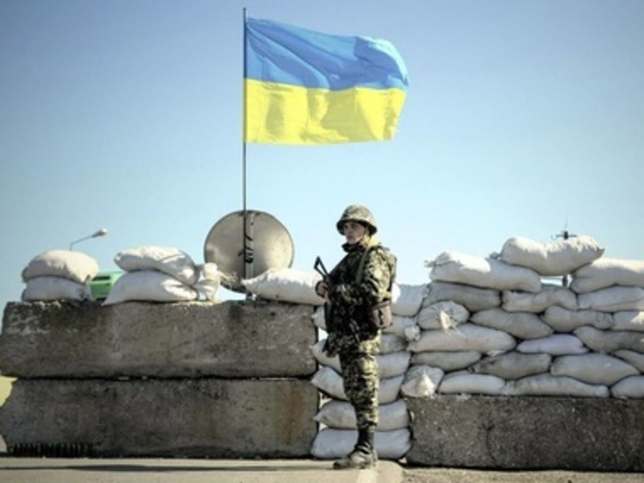 Украинские силовики обстреливают позиции террористов