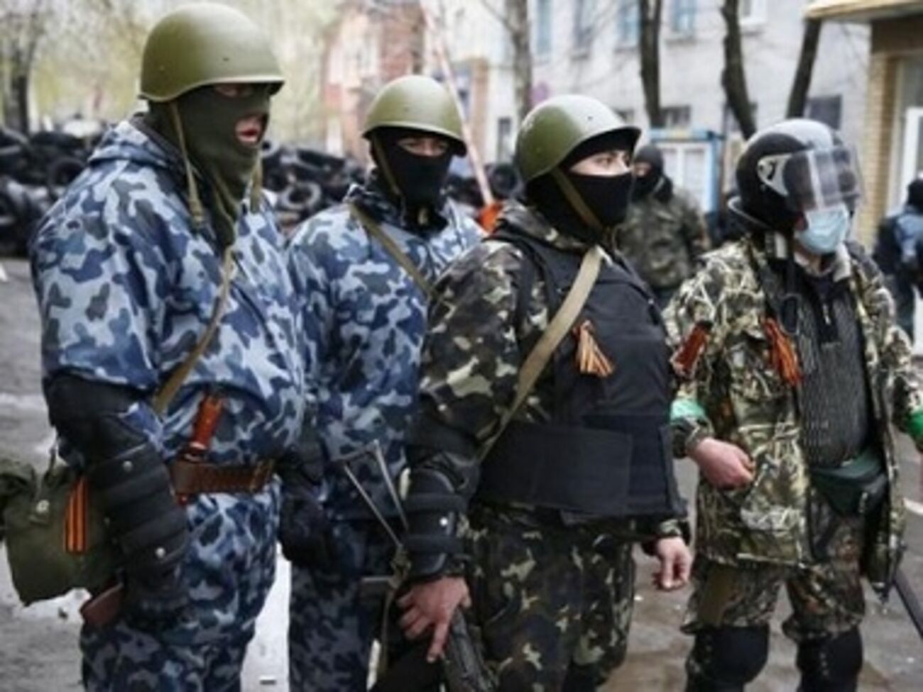 Террористы под Славянском открыли огонь по мирному населению