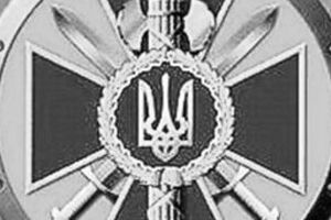 Порошенко продаст Roshen, но оставит "5 канал"