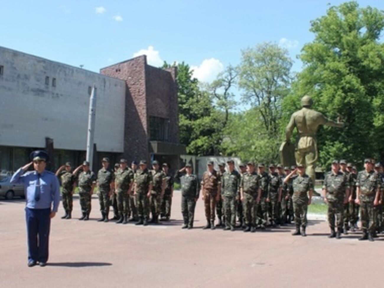 Научно-испытательный центр Вооруженных сил Украины переехал из Крыма в Чернигов. Фоторепортаж